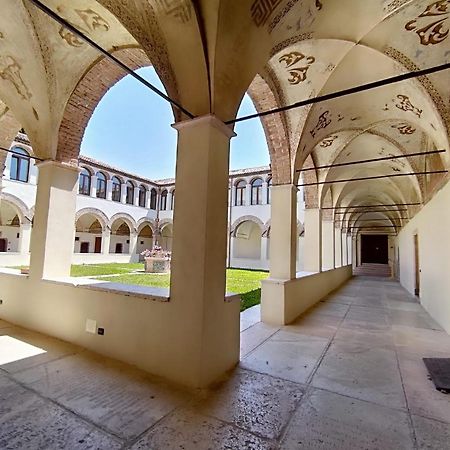Domus San Bernardino Bed & Breakfast Verona Luaran gambar