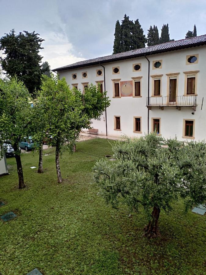 Domus San Bernardino Bed & Breakfast Verona Luaran gambar